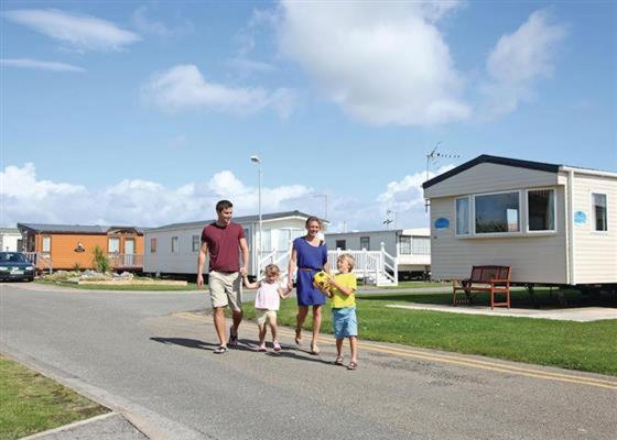 Caravan Hire Golden Sands Sea Front Kinmel Bay Ngoại thất bức ảnh