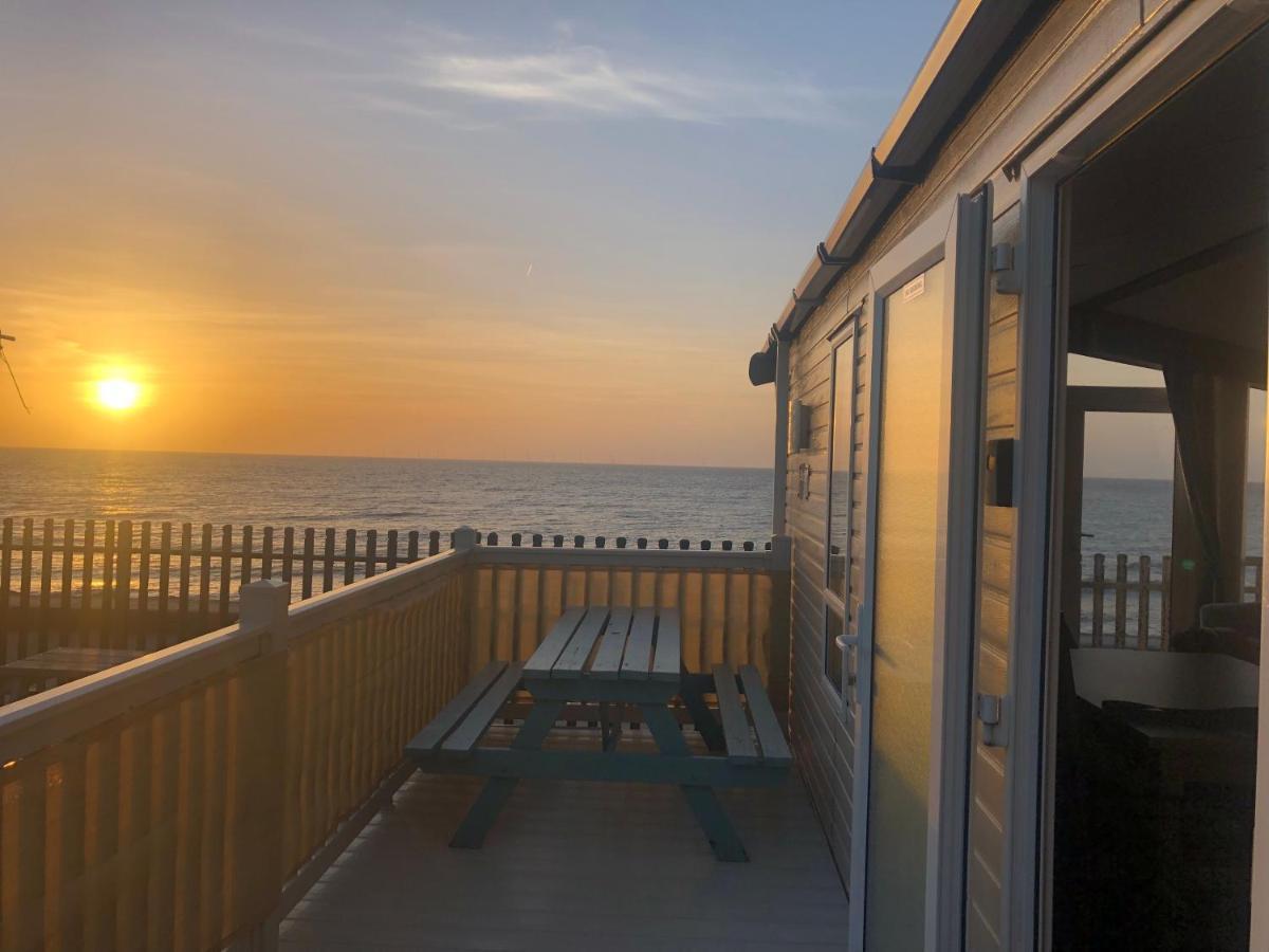 Caravan Hire Golden Sands Sea Front Kinmel Bay Ngoại thất bức ảnh