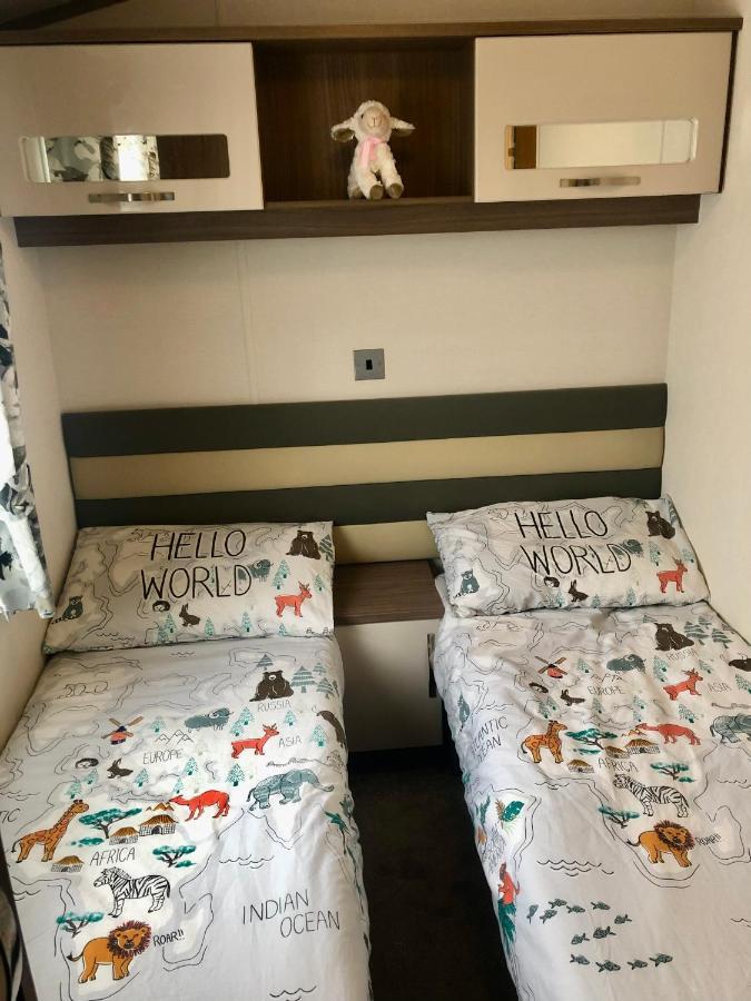 Caravan Hire Golden Sands Sea Front Kinmel Bay Ngoại thất bức ảnh